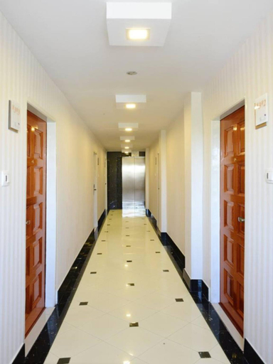Public Area 4, 8Day Hotel, Yangon