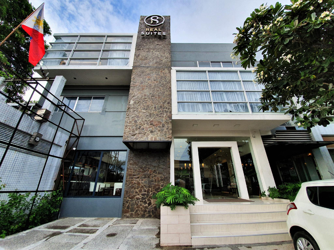 Exterior & Views, The Upperroom @Real Suites, Bacolod City
