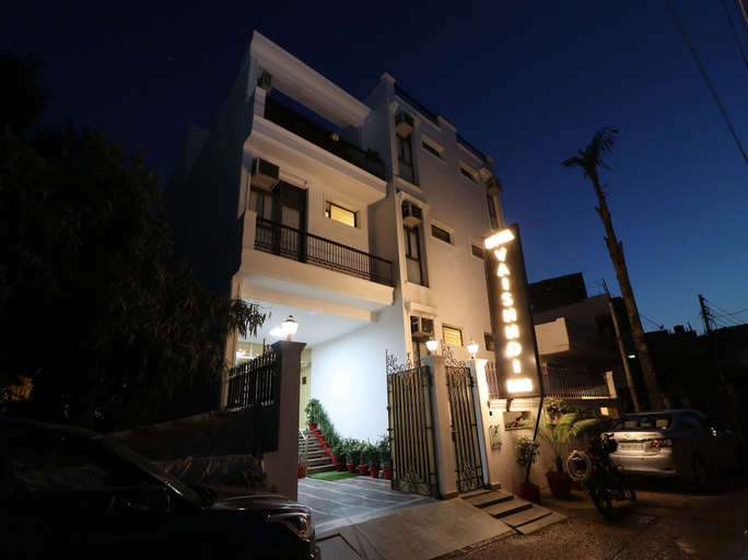 OYO 389 Hotel Applee Inn, Gurgaon