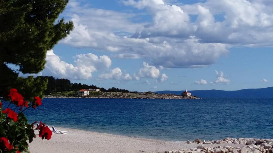 Others, Vila Katarina, Makarska