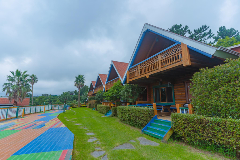 Exterior & Views 3, Jungmun Log Pension And Resort, Seogwipo