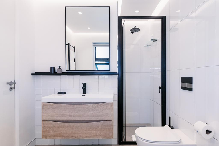Bathroom 5, Latitude Aparthotel by TOTALSTAY, City of Cape Town