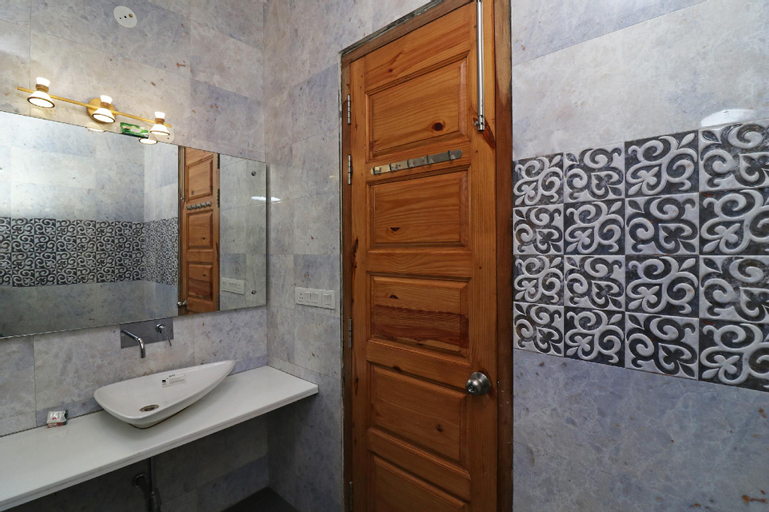 OYO 14444 JMK House, Gurgaon