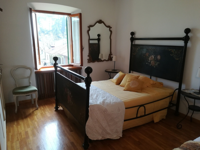 Bedroom 3, La Casa di Bacco B&B, Alessandria