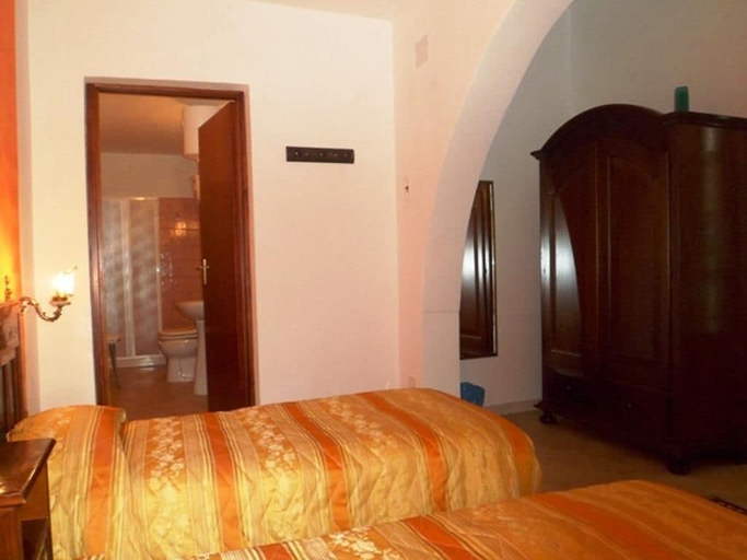 Bedroom 4, B&B Agrumeto, Lecce