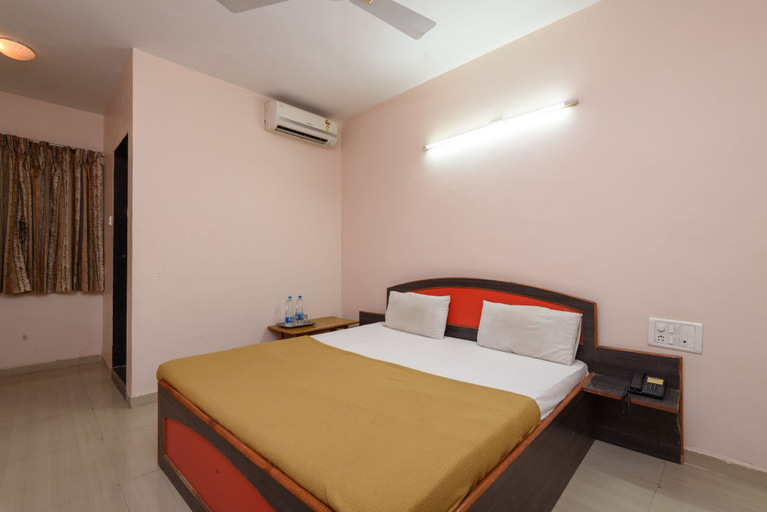 Bedroom 3, Hotel Sai Shraddha, Ahmadnagar
