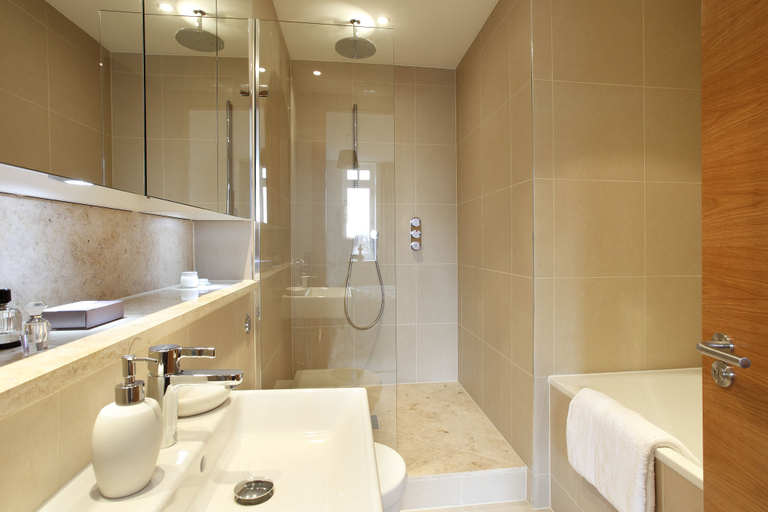 Bathroom 5, Leman House, London