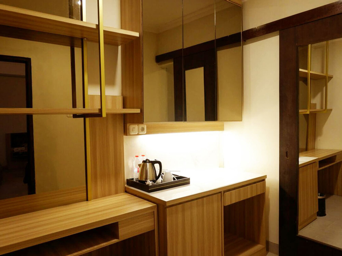 Dining Room 21