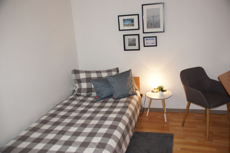 Bedroom 3, Hotel Jägerhof, Mettmann