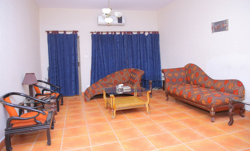 Public Area 3, Shawnze House, Islamabad