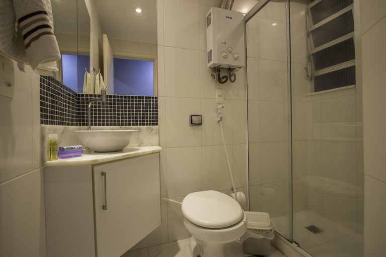 Bathroom 4, LineRio Copacabana Family Residence 188, Rio de Janeiro
