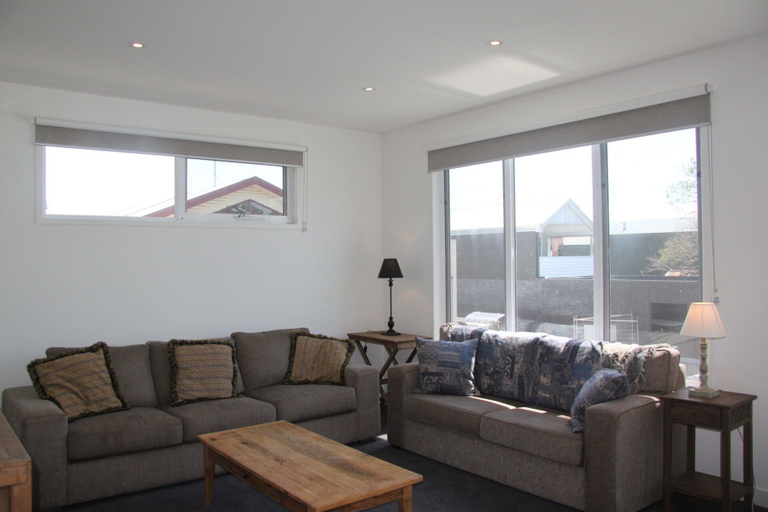 Others 5, Elizas Townhouse, Moyne - South