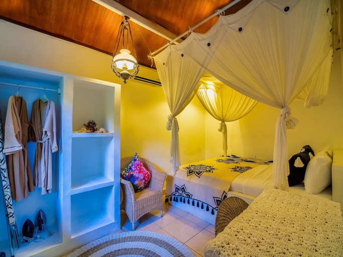Bathroom 5, White Star Villa, Badung