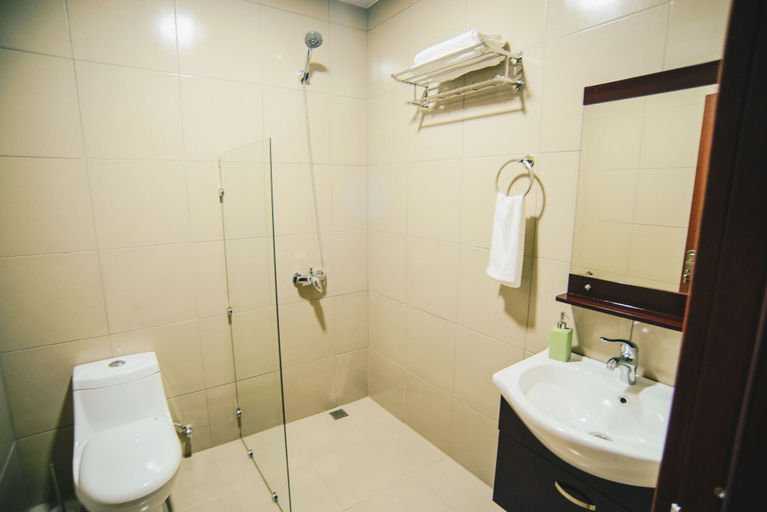 Bathroom 4, Hotel Sani Kutaisi, Kutaisi