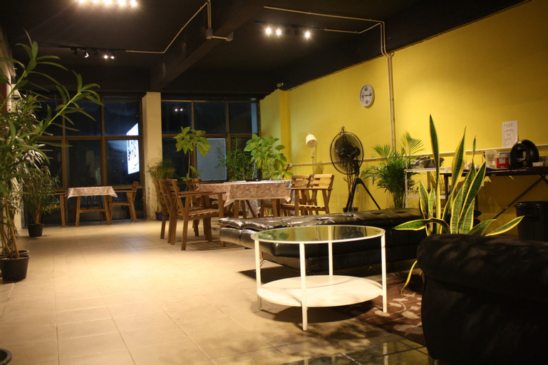 The Mixx Hostel, Phra Nakhon