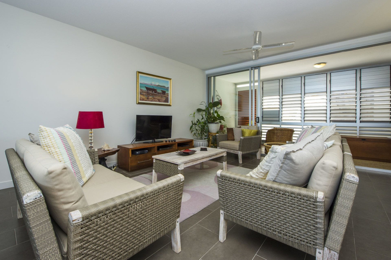 Others 4, 1 Bright Point Apartment 5404, Magnetic Island