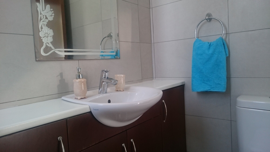 Bathroom 4, Colonial Beach Villa, Larnaca