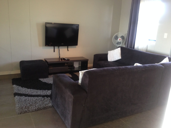 Riverport Self Catering Apartment, Windhoek West