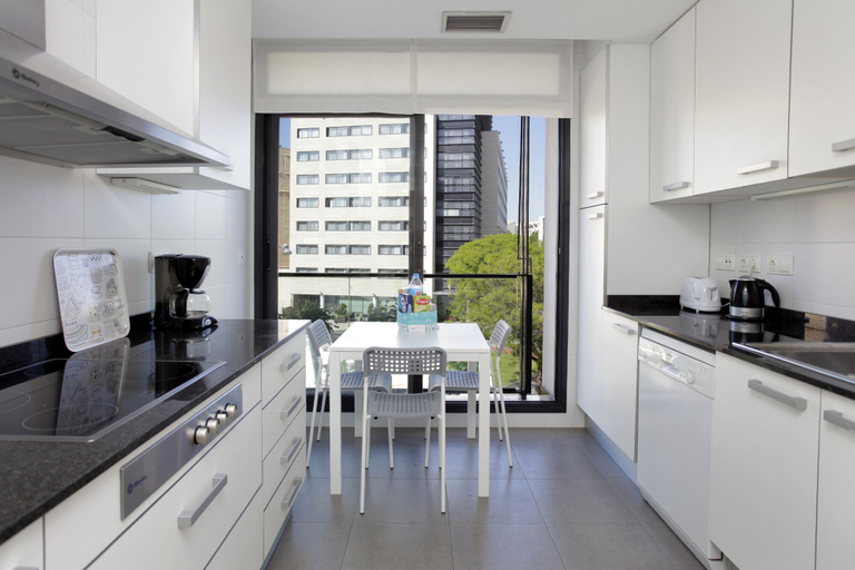 Others 5, 1214 - Two Bedrooms Ciutadella Apartment, Barcelona