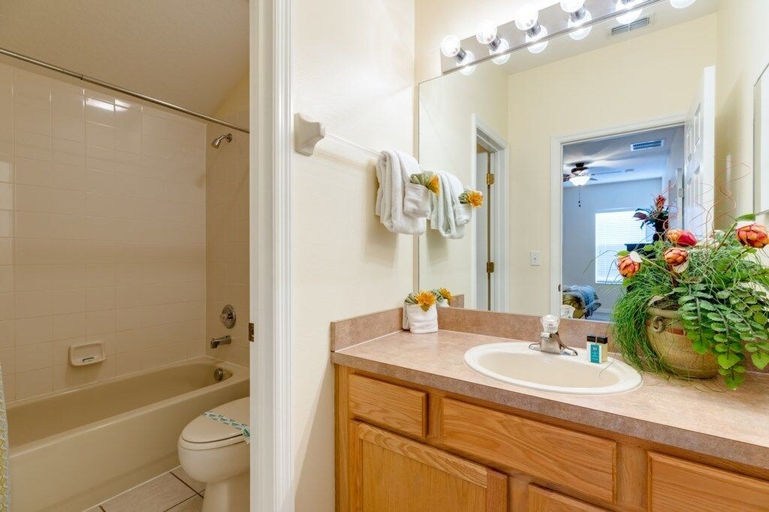 Bathroom 4, 5BR Pool Home in Glenbrook by SHV-1907, Lake