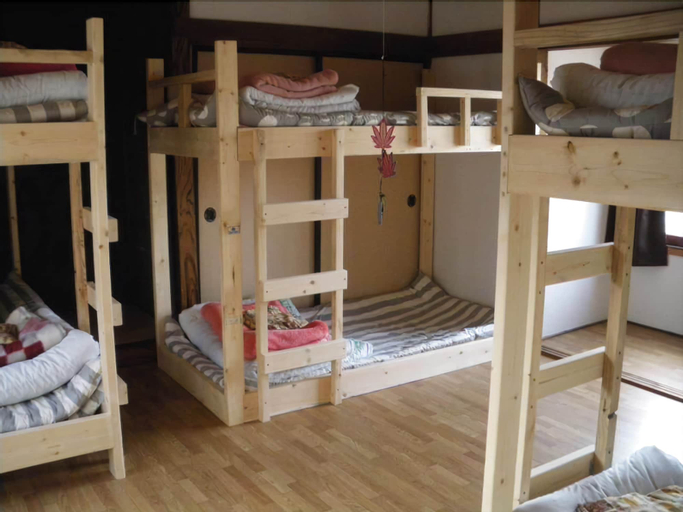 Emina backpackers - Hostel, Otaru