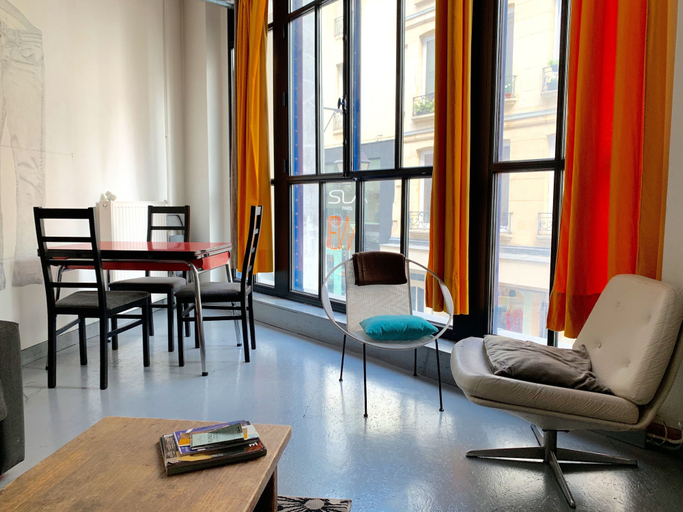 Others 5, Pick A Flat's Apartment on Montorgueil - Rue des Petits Carreaux, Paris