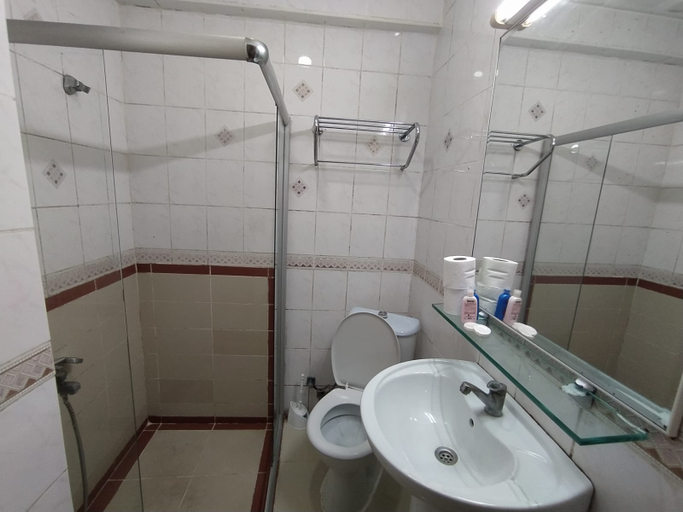 Bathroom 5, Turvan Hotel, Fatih