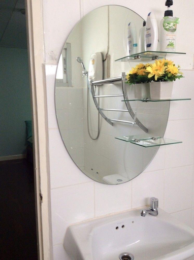 Pin Guest House, Dusit