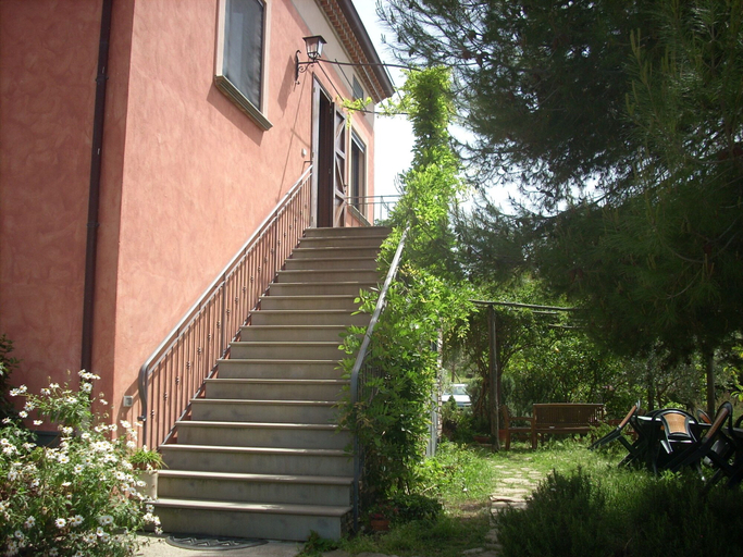 Public Area 3, agriturismo i moresani, Salerno