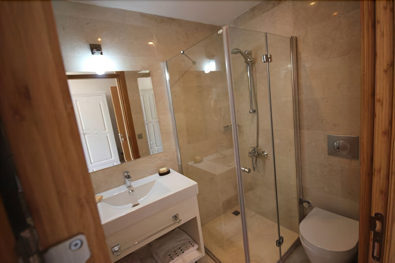 Bathroom 5, MYLA Hotel Tuzla, Gebze