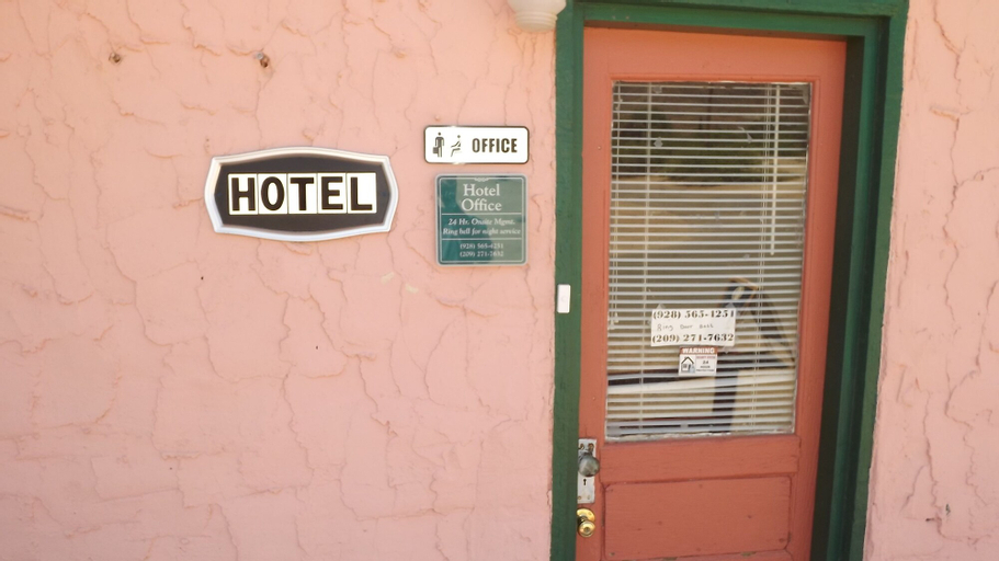 Shep's Miners Inn, Mohave