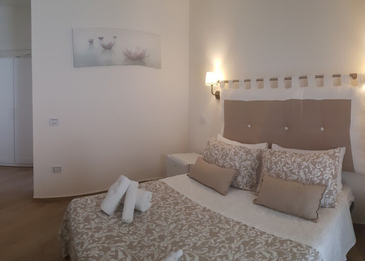 Bedroom 2, Il Fiore di Loto, Latina