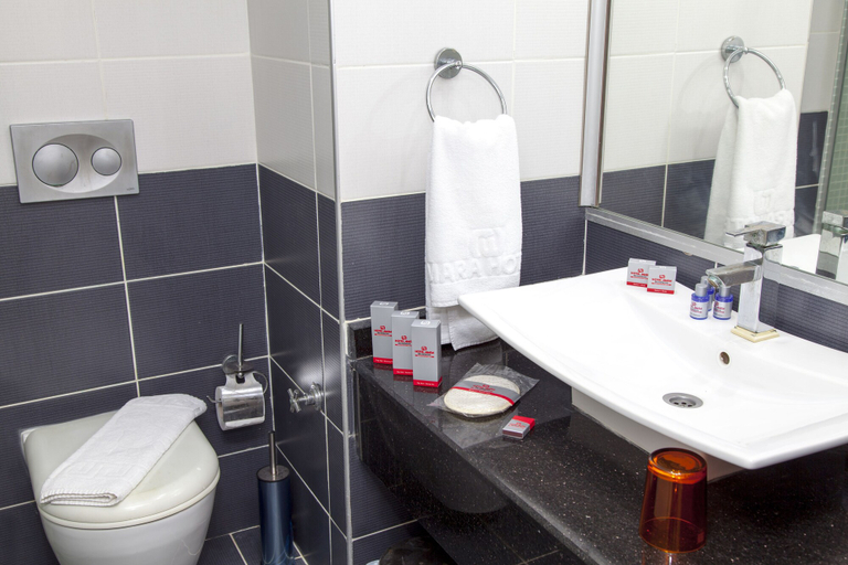 Bathroom 3, Sahin Apart, Bodrum