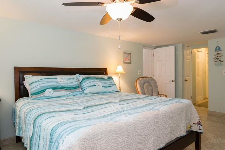 Bedroom 2, Alamanda Villas, Manatee