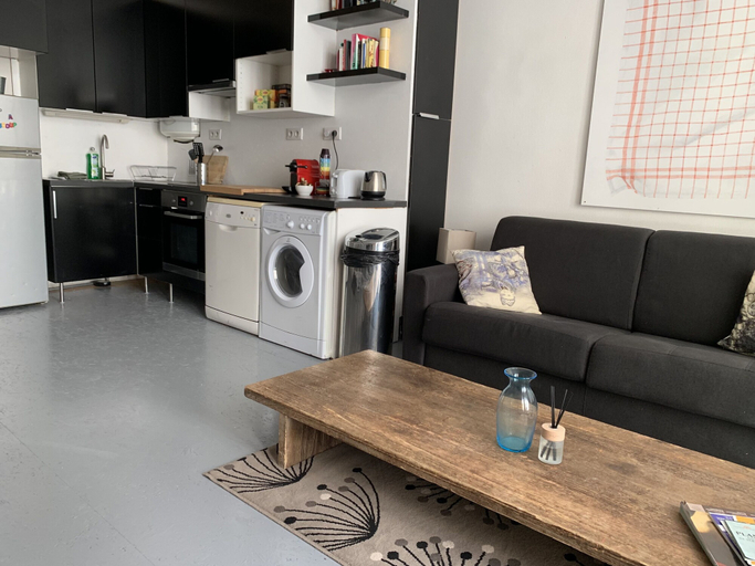 Others 5, Pick A Flat's Apartment on Montorgueil - Rue des Petits Carreaux, Paris