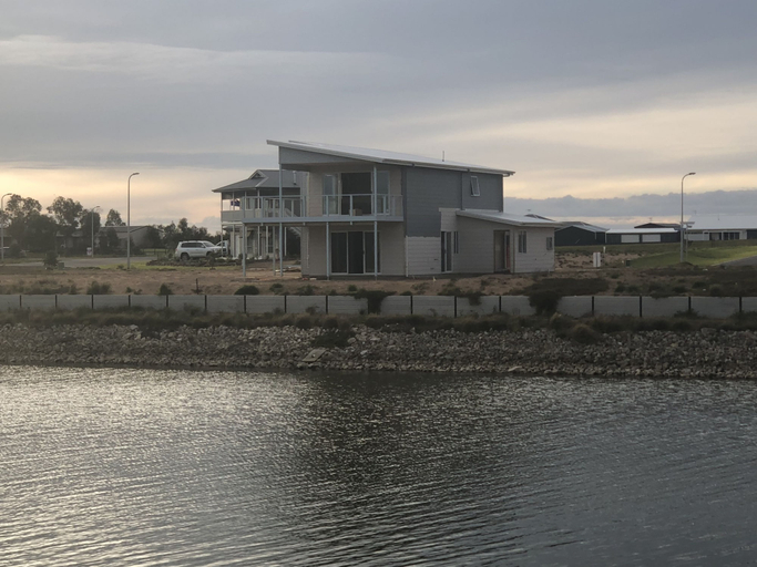 Exterior & Views 2, Wellington East - Tailem Bend Motorsport, The Coorong