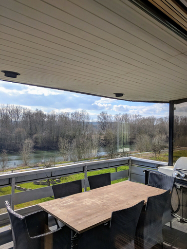Others 4, Apartmenthaus am Rhein, Groß-Gerau