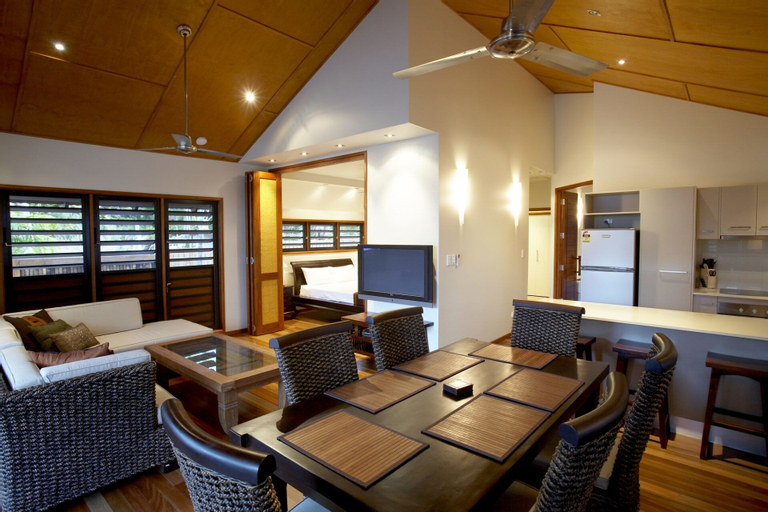 Public Area, Pure Magnetic Villa 8, Magnetic Island