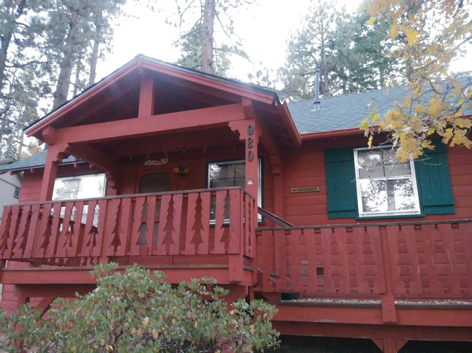 Wanita's Retreat, San Bernardino