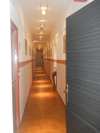 Public Area 2, Hotel Ristorante Il Rustichello, Brescia