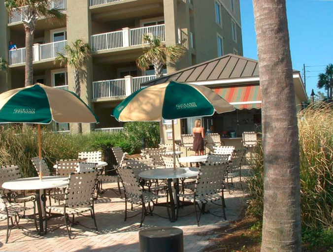 Others 5, Grand Panama by Counts-Oakes, Bay