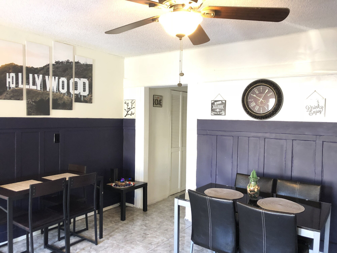 Public Area 3, Hollywood Budget Guest Rooms, Los Angeles