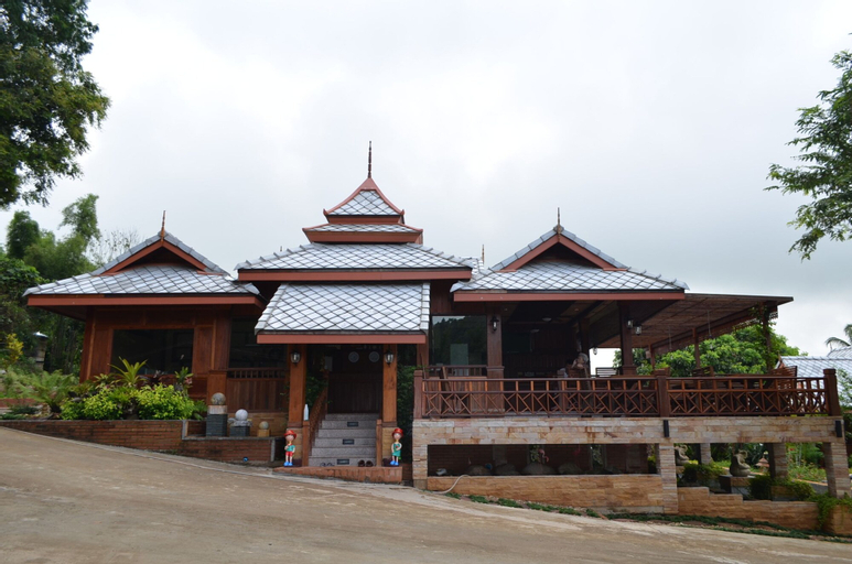 Phusangtawan Resort, Mae Ai