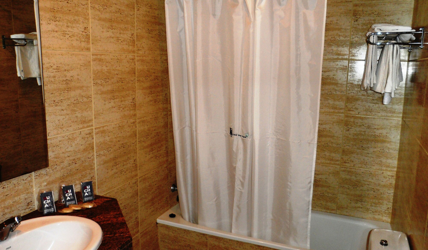 Bathroom, Sant March, Girona