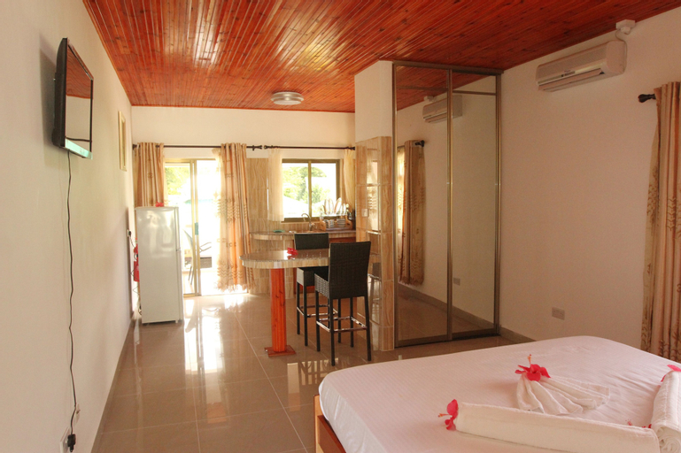 Tourterelle Holiday Home,