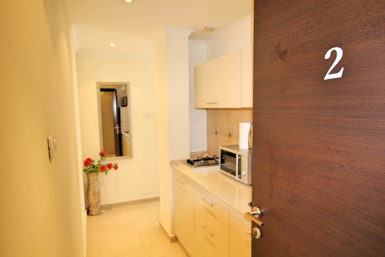 Others 4, Arendalzrail Apartments Rothschild St.33