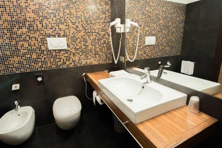 Bathroom 4, Hotel Europa , Belluno