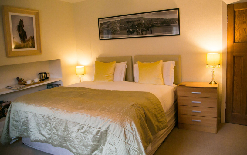 Bedroom 4, Greenbank Farmhouse, Cumbria