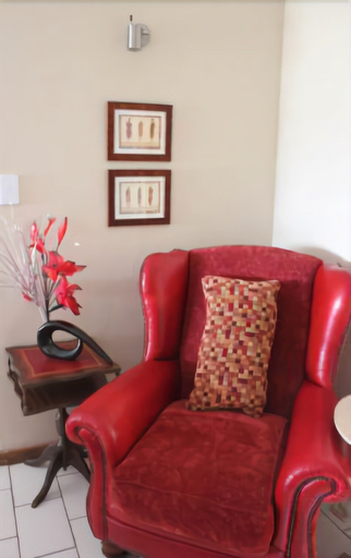 Annies House Romantic Getaway, Bojanala