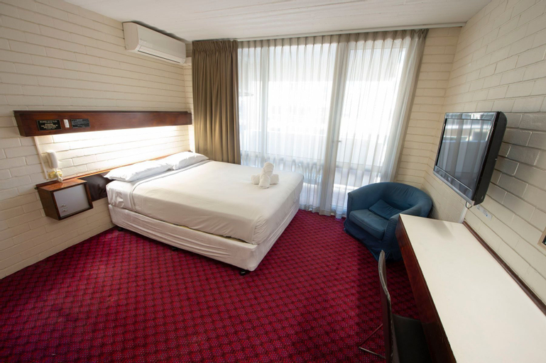 Bedroom 16
